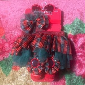 Babies first Christmas outfit set